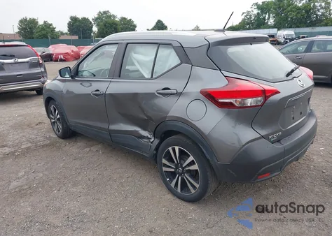 2019 Nissan Kicks Sv z USA, uszkodzony, nr VIN 3N1CP5CU8KL552553